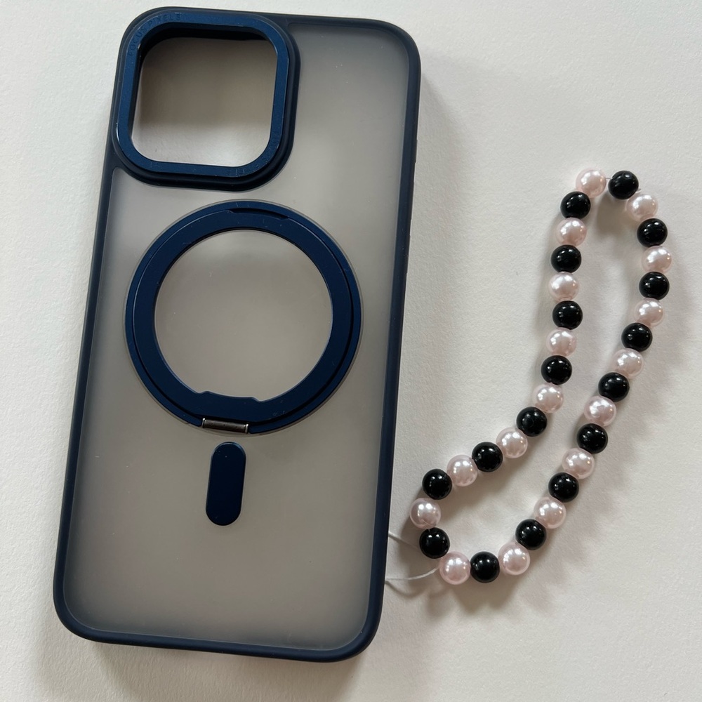 Black and Pink Beaded Phone Charm - Picture 2 of 3